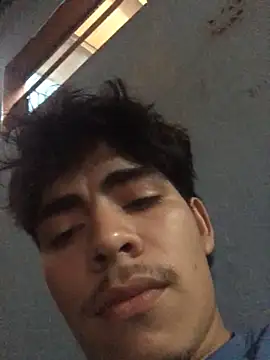 Snapshot of Edanvvv chatting on 10.26.25 Edanvvv online show from 10.26.25