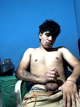 Snapshot of Edanvvv chatting on 10.30.25 Edanvvv online show from 10.30.25