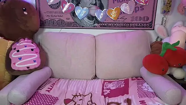 Snapshot of CherryBombBomb chatting on 02.26.25 CherryBombBomb online show from 02.26.25