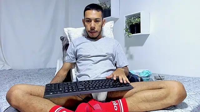 Aronxxs online show from 01.22.25