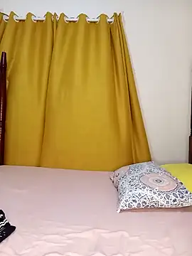 Ayrella02 online show from 12.27.24