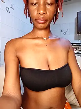 Ayrella02 online show from 11.24.25