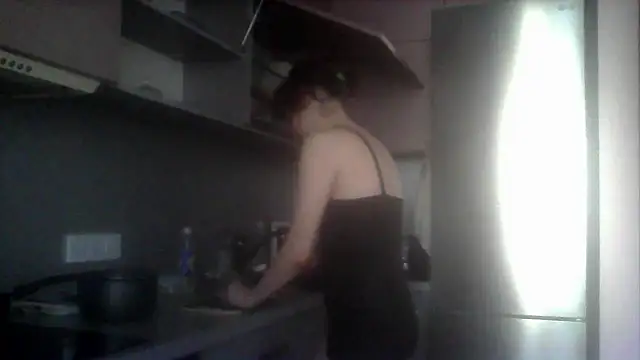 SunElizabeth online show from 08.02.26