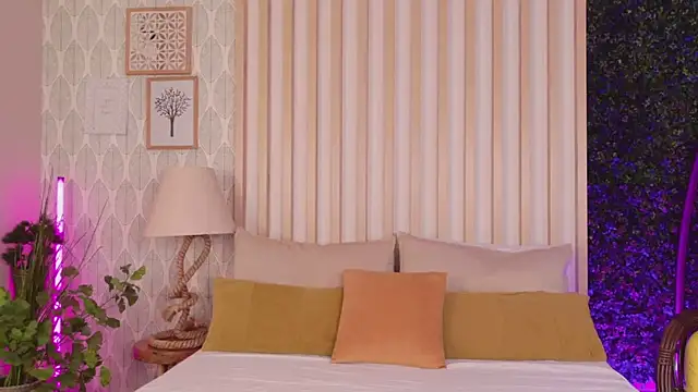 LunaWills  online show from 11.09.25