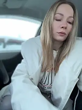 LavenderHot online show from 12.21.25