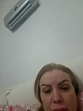 Snapshot of eva_ragazzadolce chatting on 01.24.25 eva ragazzadolce online show from 01.24.25
