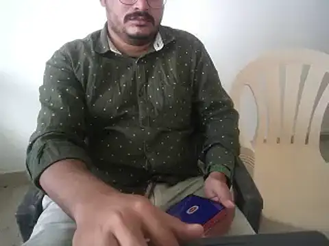 naughtymike0007 online show from 11.26.25