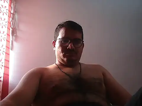 Snapshot of naughtymike0007 chatting on 05.13.26 naughtymike0007 online show from 05.13.26