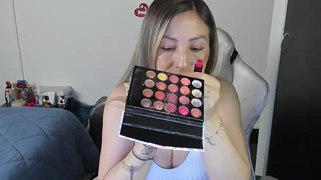 Andreina Suann online show from 03.08.25