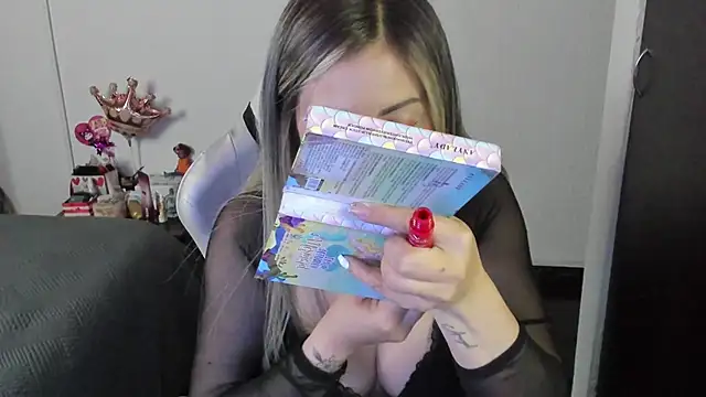 Andreina Suann online show from 12.01.25