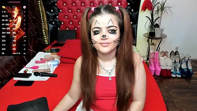 Snapshot of Anasunshine12 chatting on 10.05.25 Anasunshine12 online show from 10.05.25