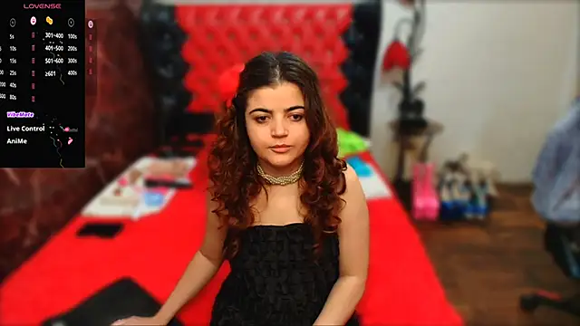 Snapshot of Anasunshine12 chatting on 11.19.25 Anasunshine12 online show from 11.19.25