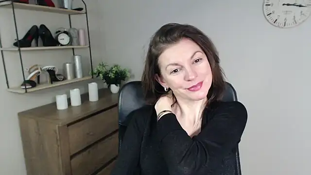 VivianWILD online show from 01.28.25