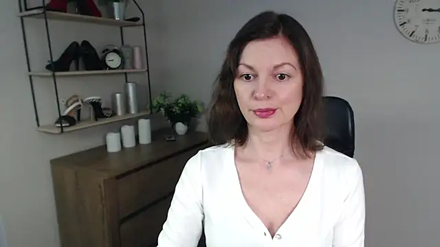 VivianWILD online show from 02.13.25