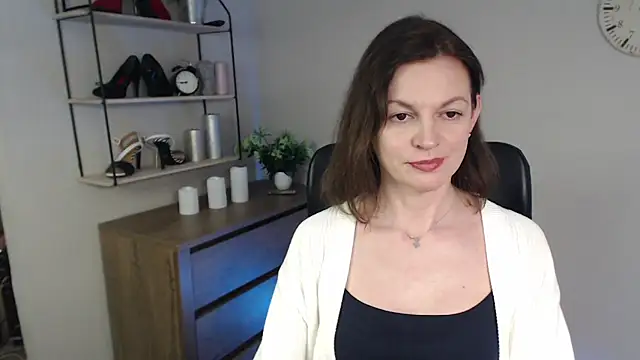 VivianWILD online show from 02.14.25