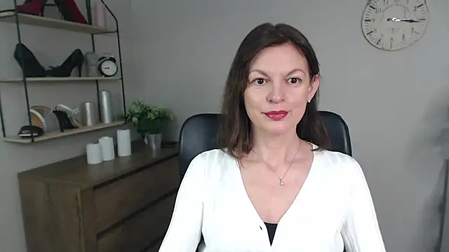 VivianWILD online show from 02.28.25