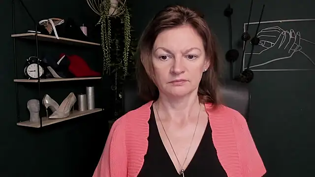 VivianWILD online show from 09.10.25