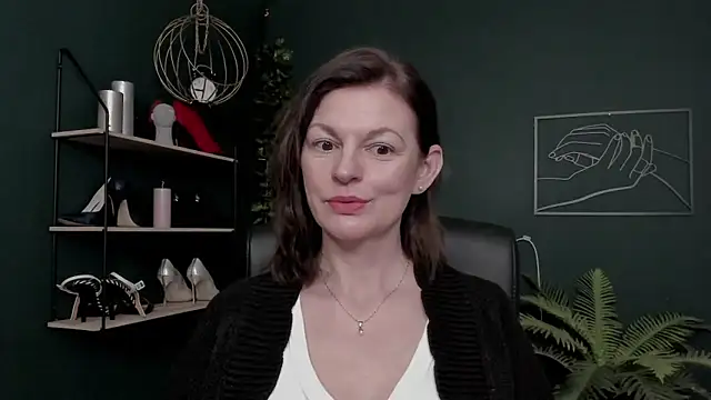 Snapshot of VivianWILD chatting on 01.07.26 VivianWILD online show from 01.07.26