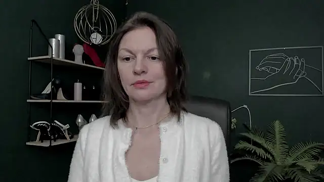 Snapshot of VivianWILD chatting on 01.14.26 VivianWILD online show from 01.14.26