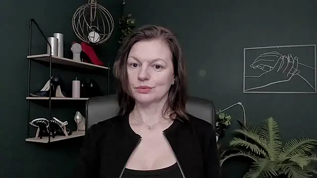 Snapshot of VivianWILD chatting on 01.15.26 VivianWILD online show from 01.15.26