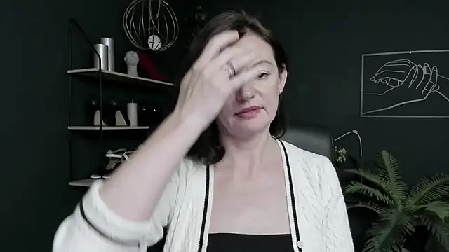 VivianWILD online show from 07.09.26