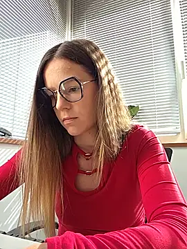 lucie mehott online show from 06.05.26