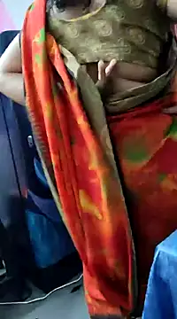 Snapshot of Januhot18 chatting on 01.07.25 Januhot18 online show from 01.07.25