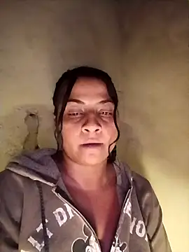 Giselabrunette25 online show from 10.25.25