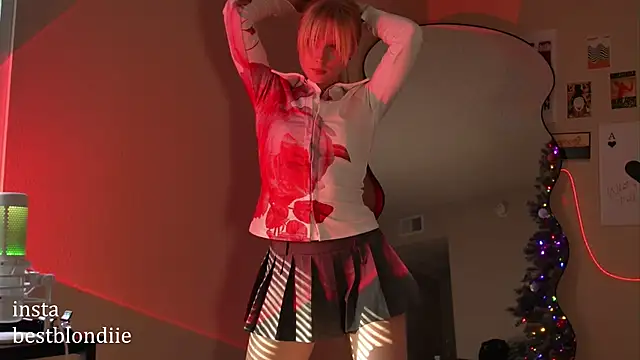 Snapshot of bestblonde chatting on 01.09.25 bestblonde online show from 01.09.25