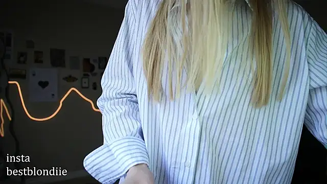 Snapshot of bestblonde chatting on 03.07.25 bestblonde online show from 03.07.25