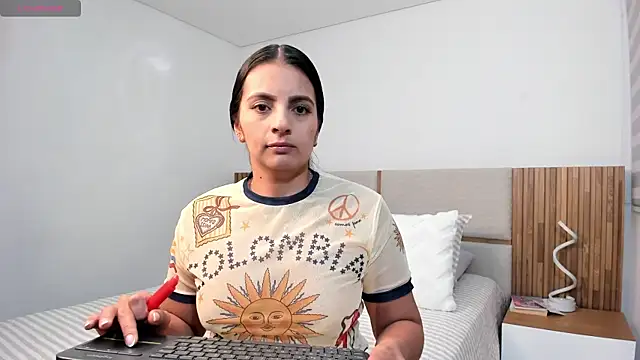 Snapshot of MalejaDiaz_ chatting on 07.03.26 MalejaDiaz online show from 07.03.26