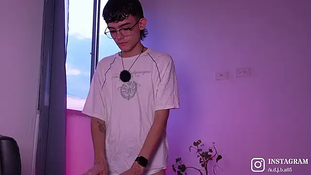 Angelo 018 online show from 02.07.26