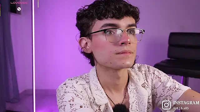 Angelo 018 online show from 03.12.26