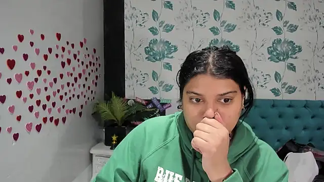 LindaBreeS online show from 02.11.25