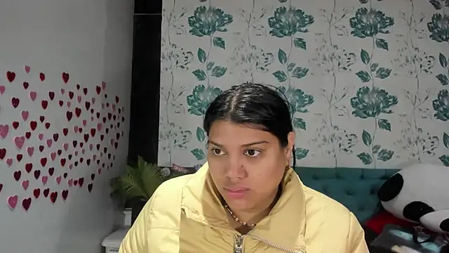 LindaBreeS online show from 02.20.25