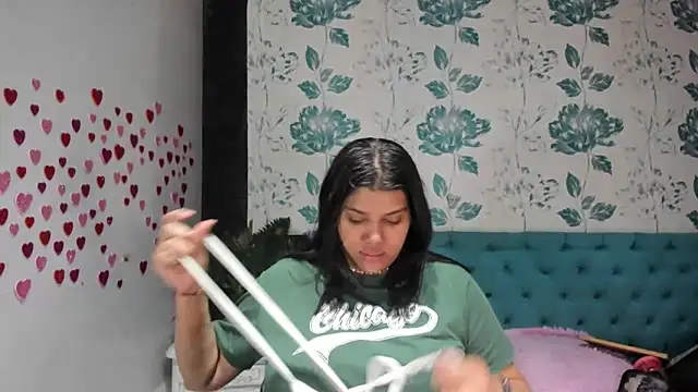 LindaBreeS online show from 03.11.25