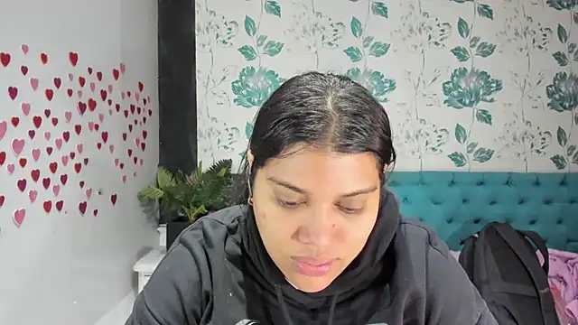 LindaBreeS online show from 03.12.25