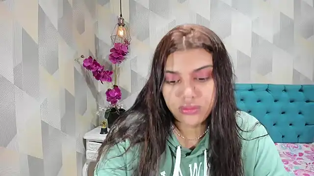 LindaBreeS online show from 09.15.25