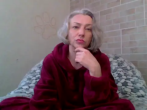 Lorie Carrie online show from 01.08.26