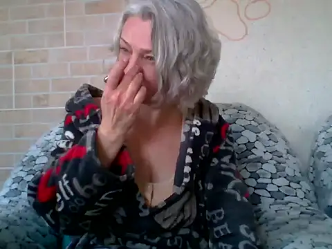 Lorie Carrie online show from 04.16.26