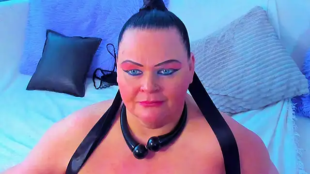 Snapshot of MilanaBiegert chatting on 03.01.25 MilanaBiegert online show from 03.01.25