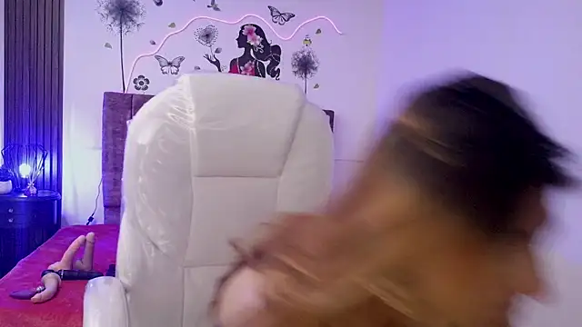 elena detroya online show from 10.09.25