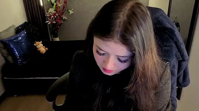 almma shy online show from 09.22.25