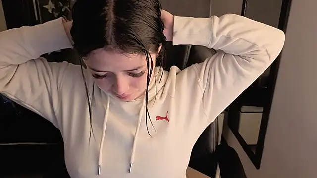 almma shy online show from 11.04.25