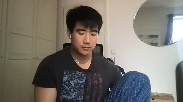 Snapshot of jungcock3210 chatting on 10.15.25 jungcock3210 online show from 10.15.25