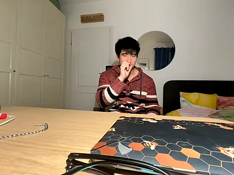 Snapshot of jungcock3210 chatting on 10.28.25 jungcock3210 online show from 10.28.25