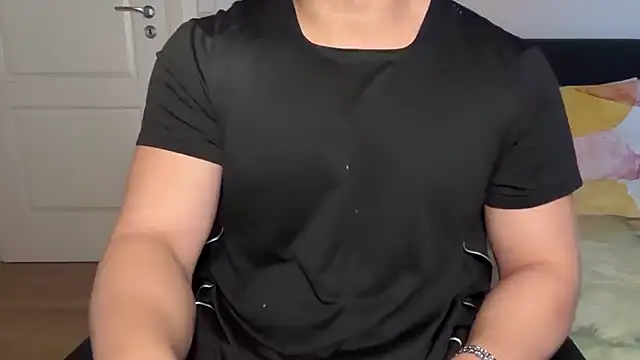 Snapshot of jungcock3210 chatting on 11.13.25 jungcock3210 online show from 11.13.25