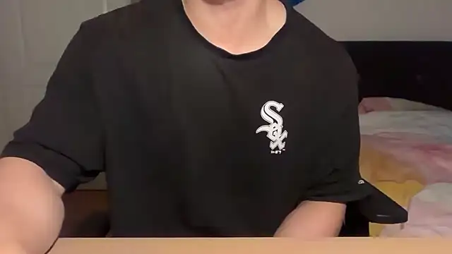 Snapshot of jungcock3210 chatting on 11.25.25 jungcock3210 online show from 11.25.25