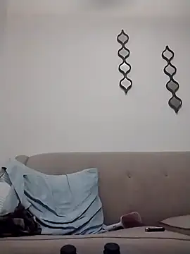 Snapshot of lolabun247 chatting on 01.02.25 lolabun247 online show from 01.02.25