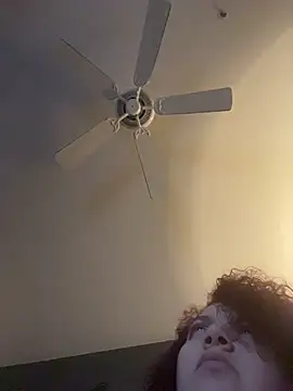 Snapshot of lolabun247 chatting on 11.08.25 lolabun247 online show from 11.08.25